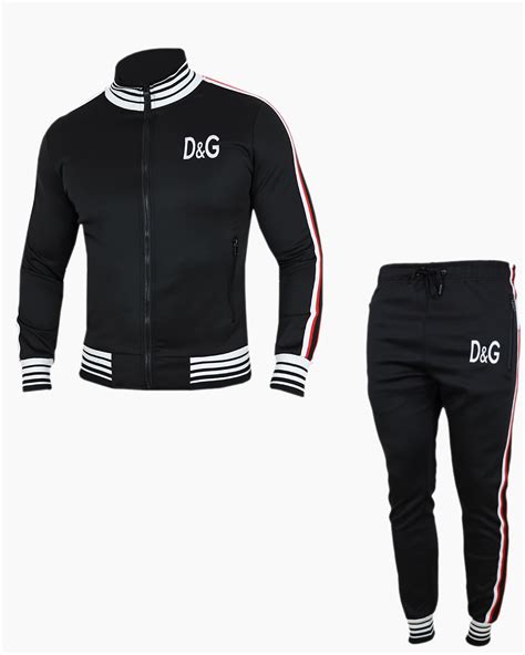 trening dolce gabbana barbati|Dolce&Gabbana® Clothing, Beauty, Casa and Food & Beverage.